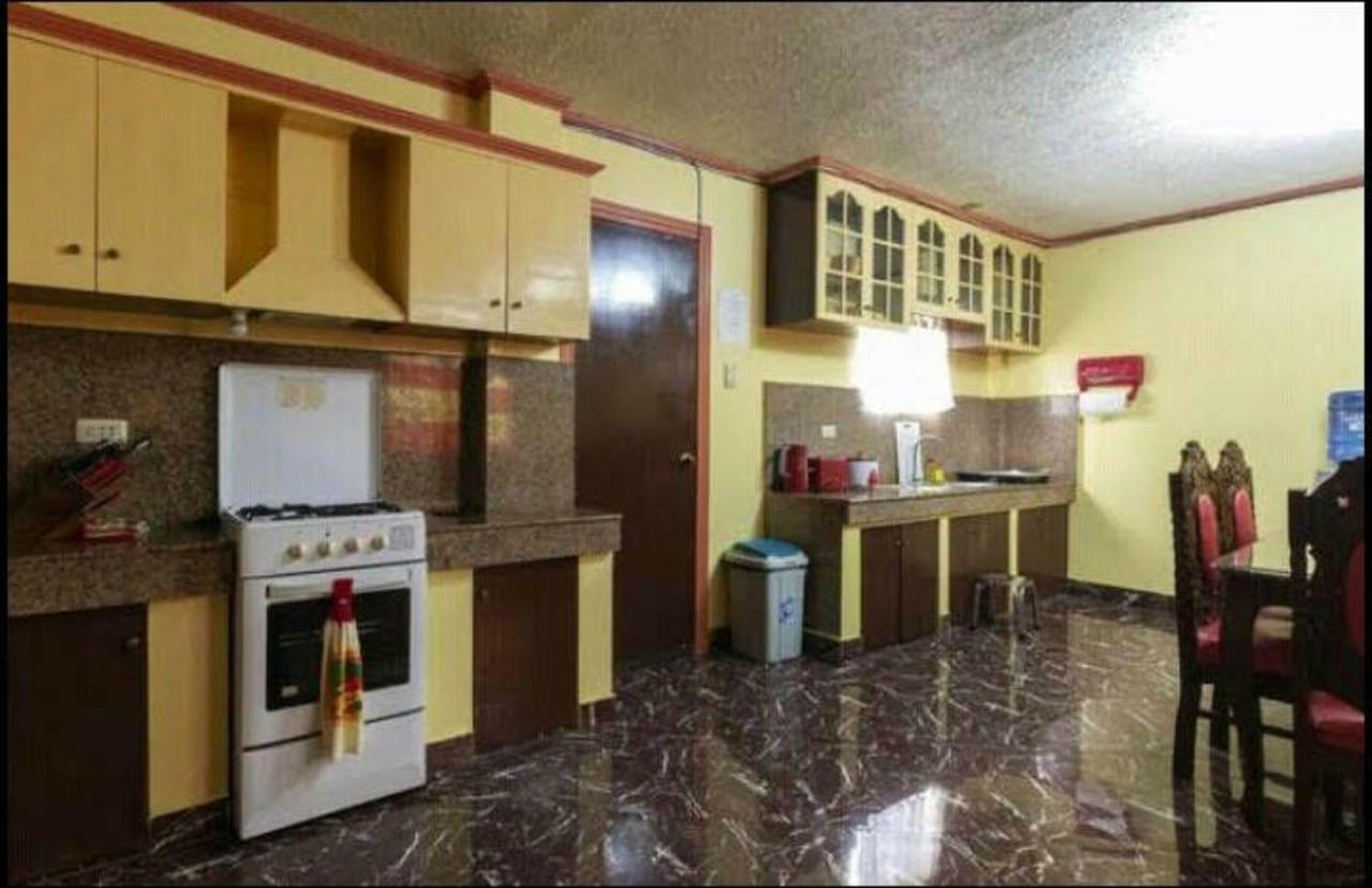 Jenjen'S House Rental 麦克坦 外观 照片
